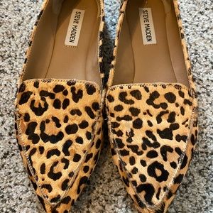 Steve Madden leopard flats
